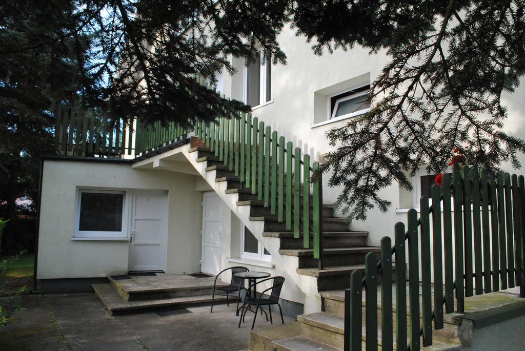 Pokoje Goscinne Jaskolcze Gniazdo Dziwnówek Exterior foto