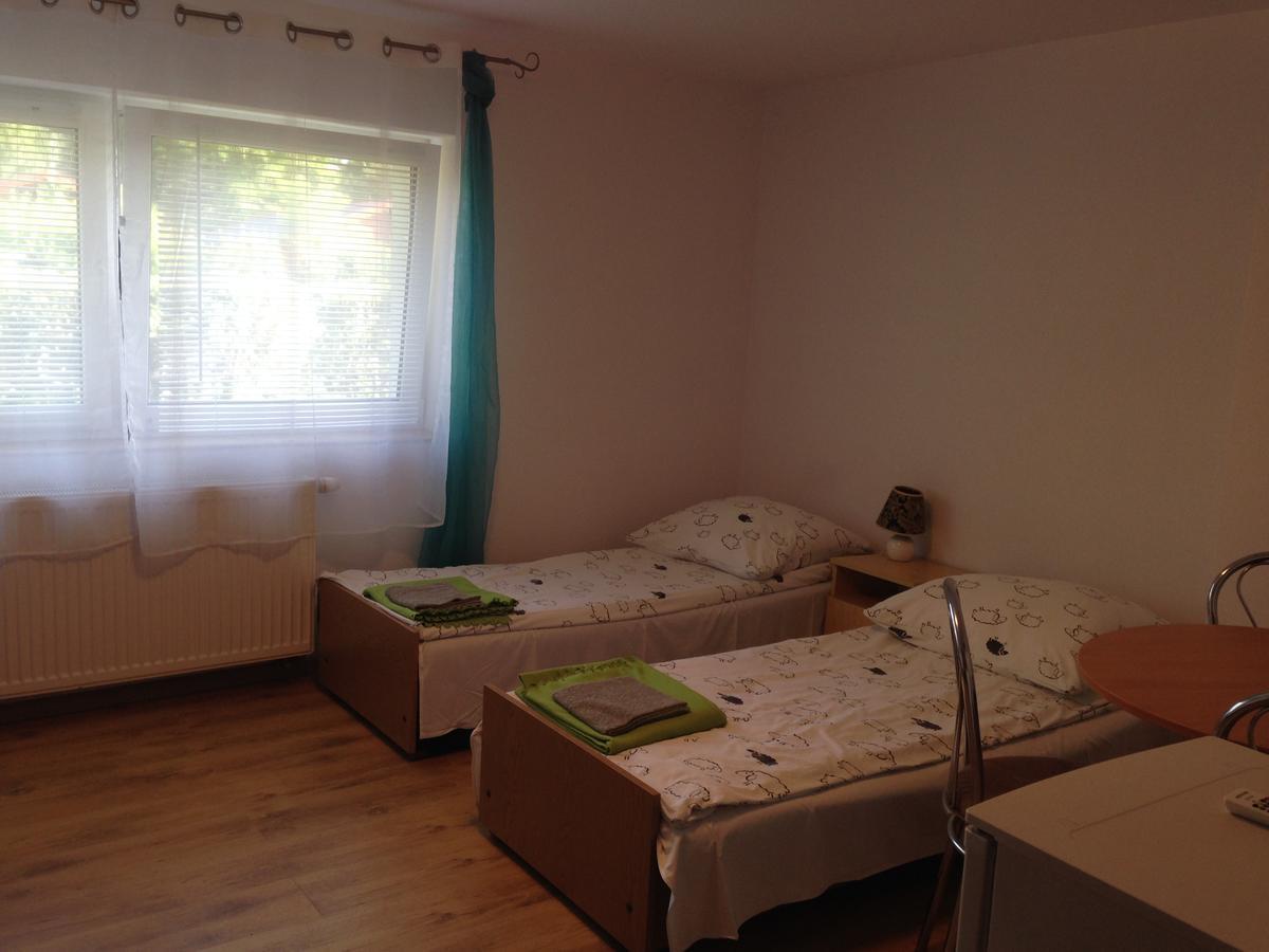 Pokoje Goscinne Jaskolcze Gniazdo Dziwnówek Exterior foto